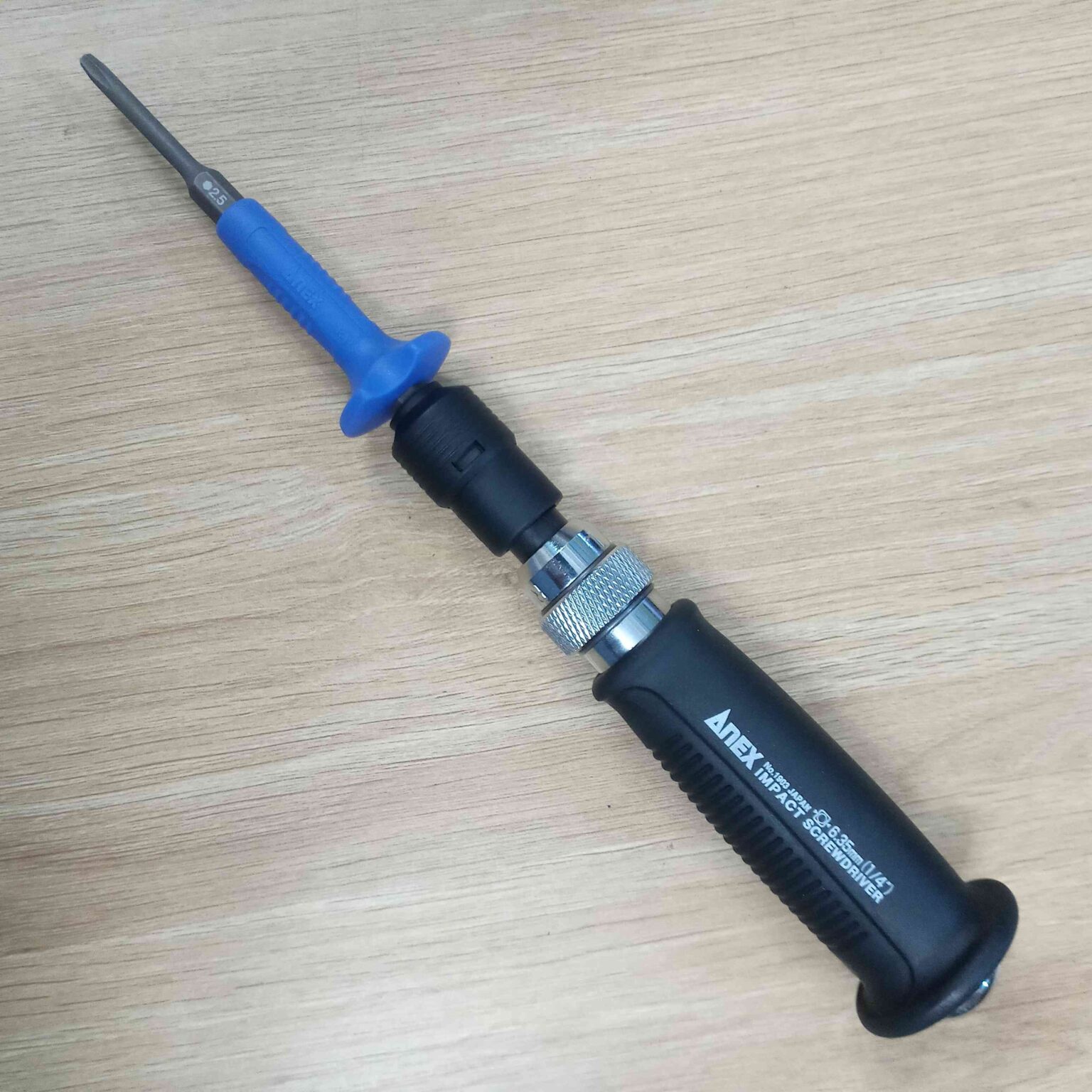 Mũi vít tháo vit gỉ lục giác AK-22NH-2.5